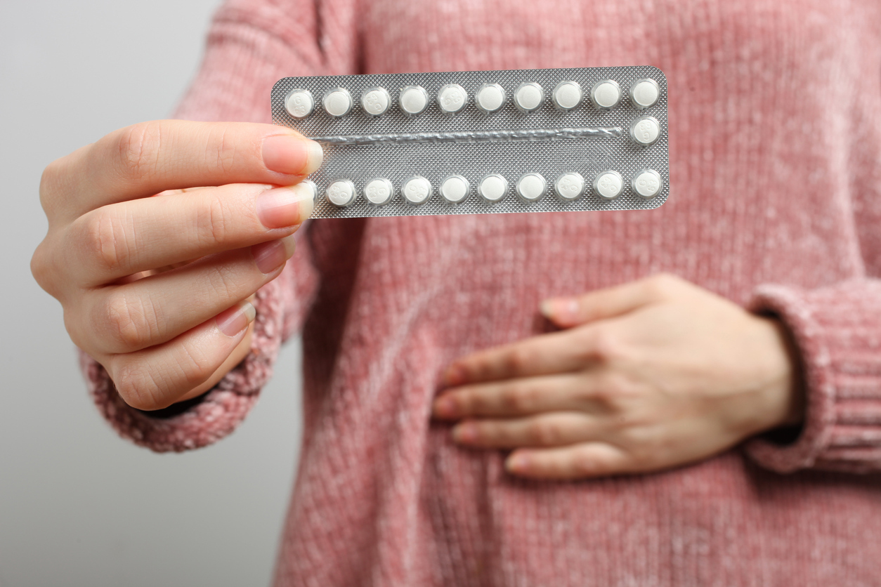 Holding-the-pill