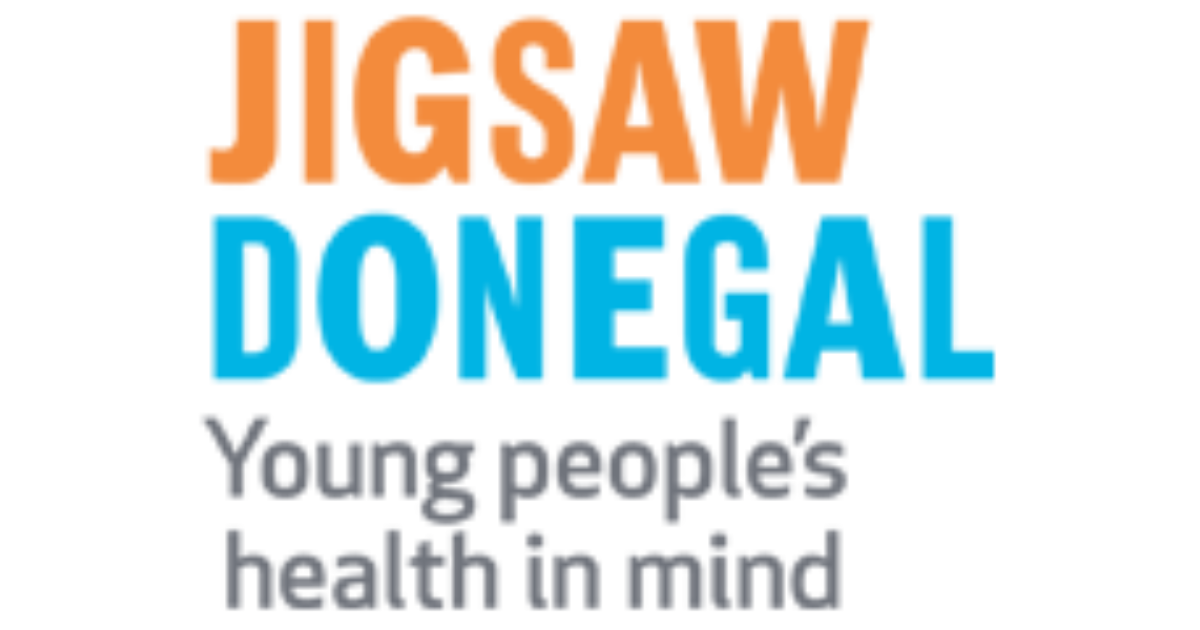 and woollen textiles, traditions dating back prior to the Industrial Revolution. Today, Studio Donegal is a small woollen mill situated on the Wild Atlantic Way, which helped in raising the profile of the company and to attract new business. Studio Donegal | Gn | dars na Gaeltachta